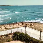 Shoal Aparthotel