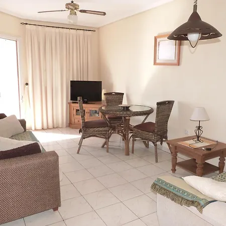Aparthotel Shoal 3*