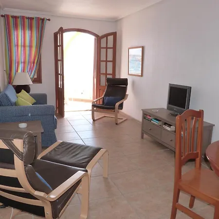 Shoal Aparthotel